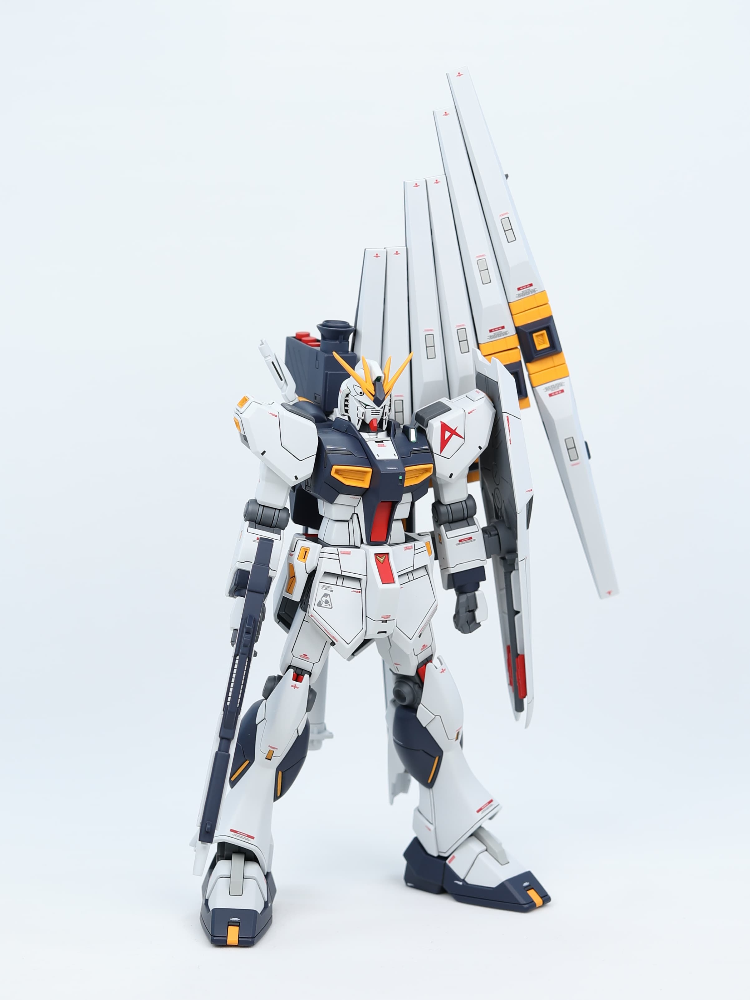 HG ν GUNDAM