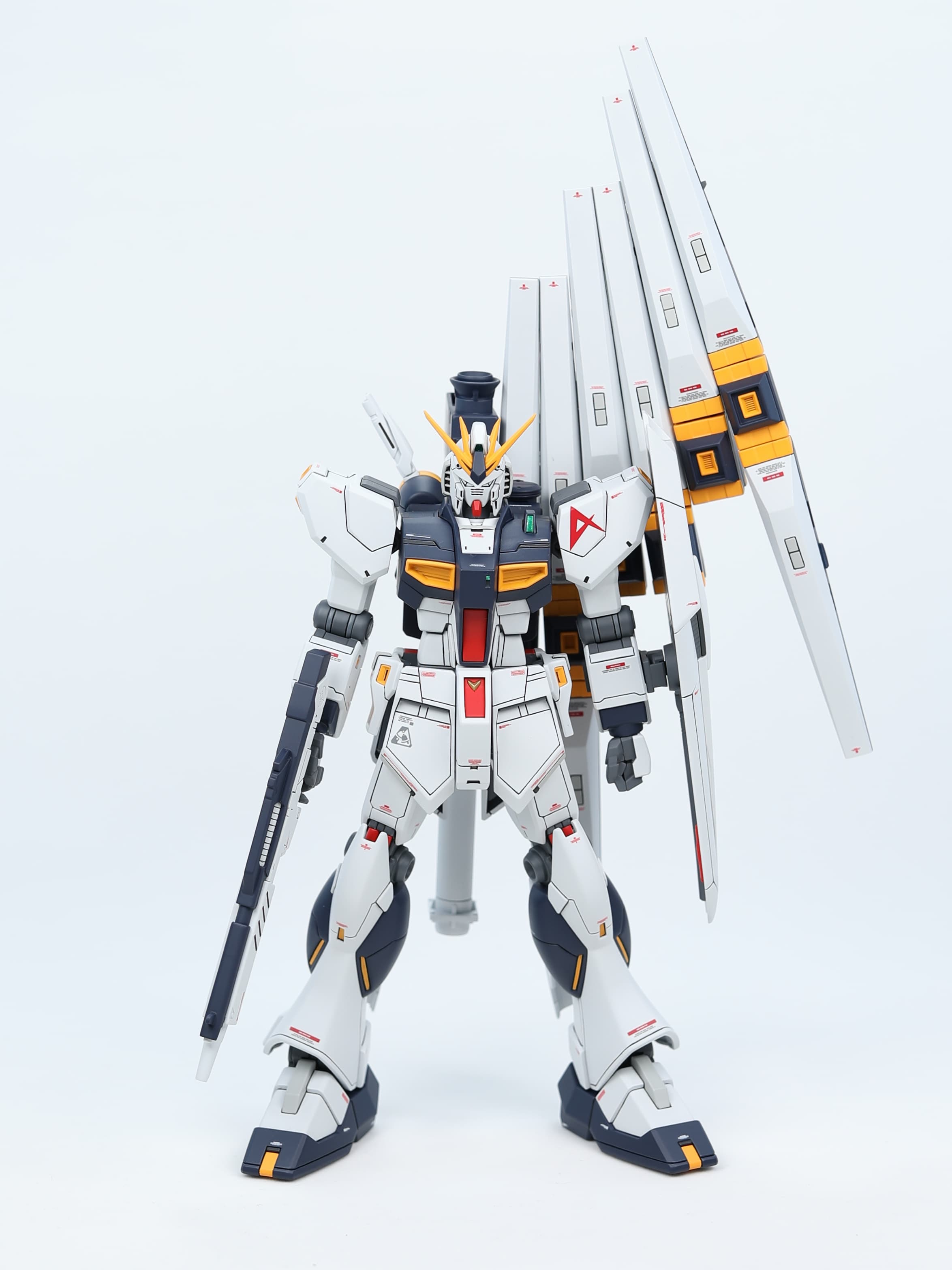 HG ν GUNDAM