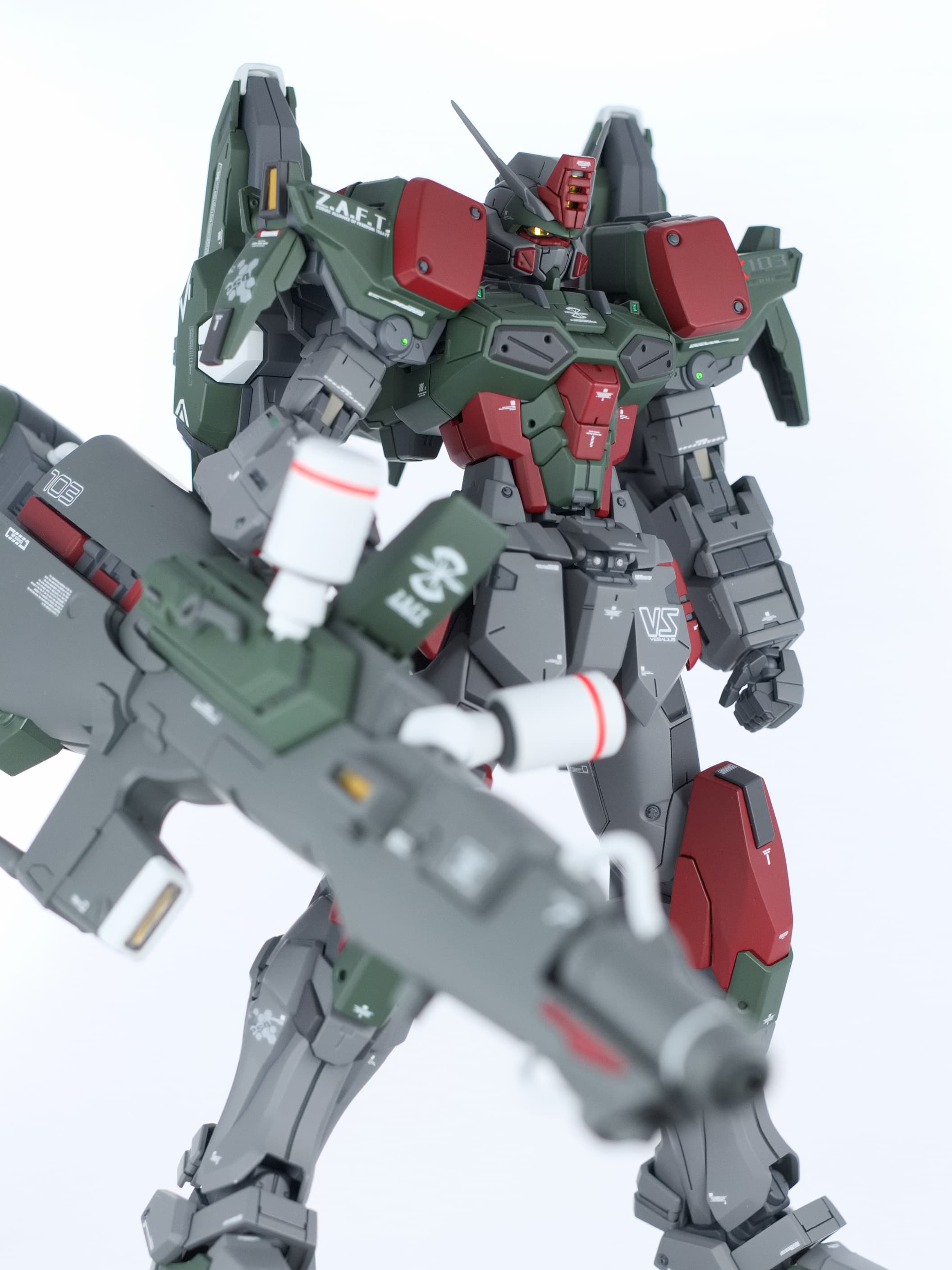 MG BUSTER GUNDAM